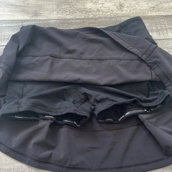 Lululemon pace rival active skirt/skort - Picture 4 of 4
